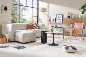 Pouf repose-pieds design en tissu effet velours texturé beige CORTO