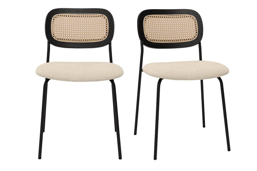 Designstühle aus beigem Textur-Veloursstoff, schwarzem Metall und Rattan-Geflecht (2er-Set) MIRANDA